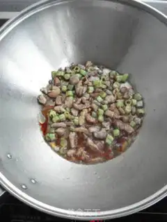 Make Sausage sauce step 4