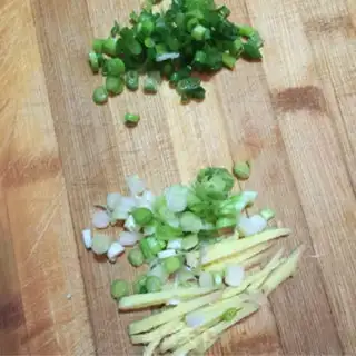 Make Chicken onions step 1