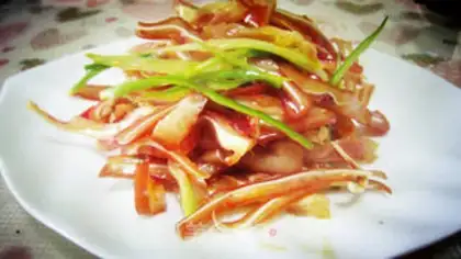 Make Red oil pig ears step 3