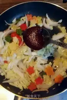 Make Hot fried rice cake step 4