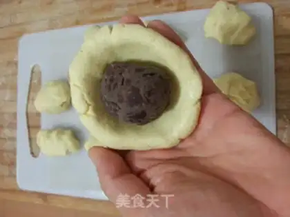 Make Sticky bean buns step 4