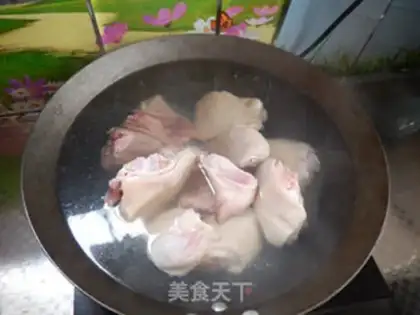 Make Ping Chi stewed pig hoof step 2