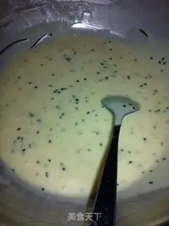Make Egg milk waffles step 0