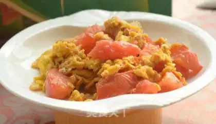 Make Tomato fried eggs step 6