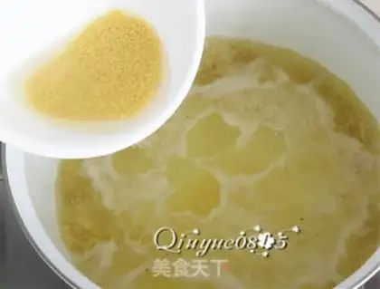 Make Quinoa greasy rice porridge step 2