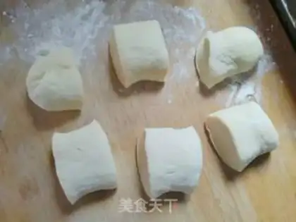 Make Frog bread step 5