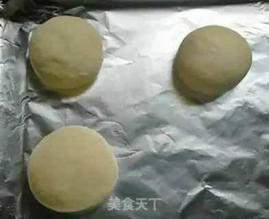 Make Frog bread step 6