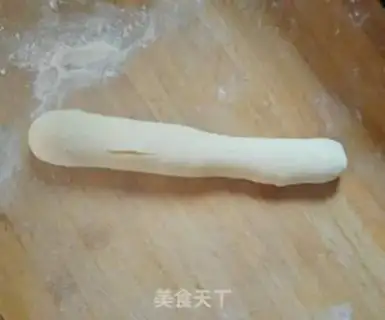 Make Frog bread step 7