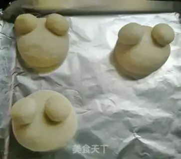 Make Frog bread step 8