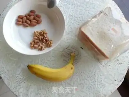 Make Banana nut sandwich step 0