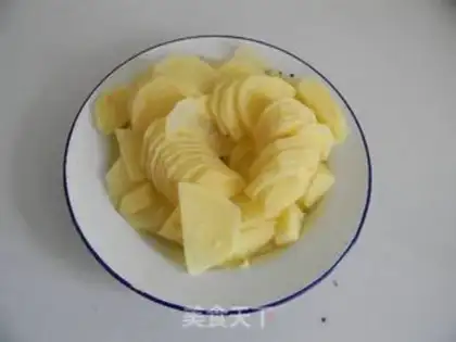 Make Dry potato beef step 1