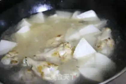 Make Chicken leg stew with carrots step 4