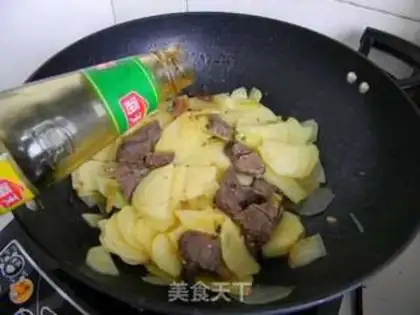 Make Dry potato beef step 6