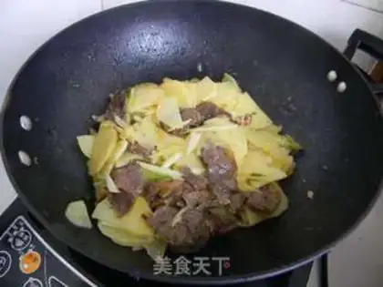 Make Dry potato beef step 8
