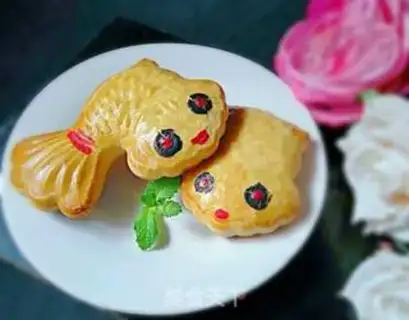 Make Goldfish bean mooncake step 15