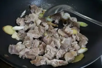 Make Tomato oxen step 3