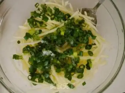 Make Eggs and potatoes step 1