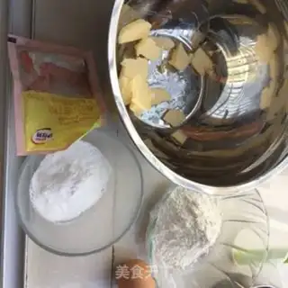 Make Sweet jam sandwich cake step 0