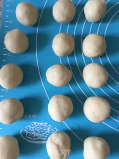 Make A moon cake step 6