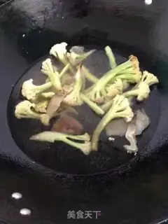 Make Eels with broccoli soup step 3