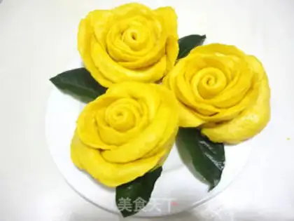 Make Pumpkin cucumber rose buns step 12