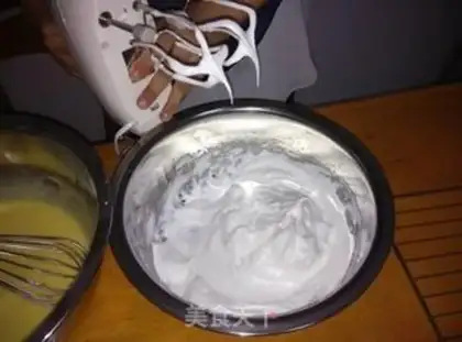 Make Japanese Spring roll cake step 3