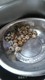 Make Five quail eggs step 0