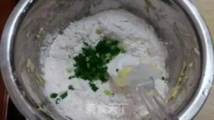 Make Onion cookies step 2