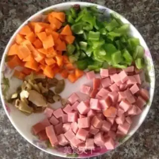 Make Egg fried rice step 1