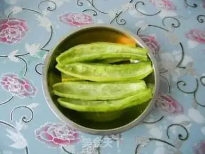 Make Cows, ridges, bitter melons step 0