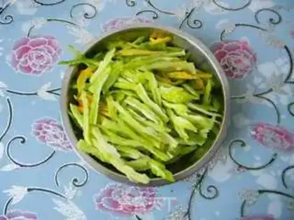 Make Cows, ridges, bitter melons step 1