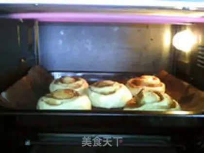 Make Cinnamon rolls step 21