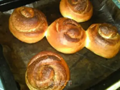 Make Cinnamon rolls step 22