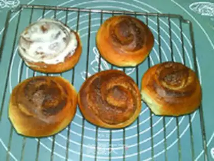 Make Cinnamon rolls step 24