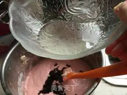 Make Fruit ice cream rose cake step 7