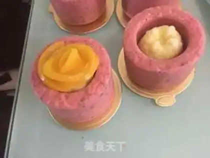 Make Fruit ice cream rose cake step 12