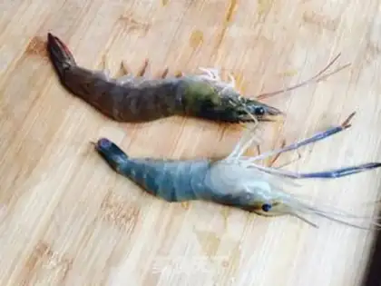 Make Garlic shrimp step 0
