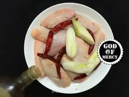 Make Spicy chicken wings step 11