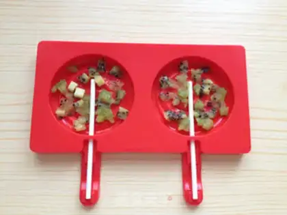 Make Lollipop popsicle step 2