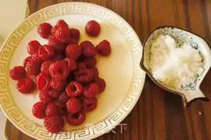 Make Berry juice step 2