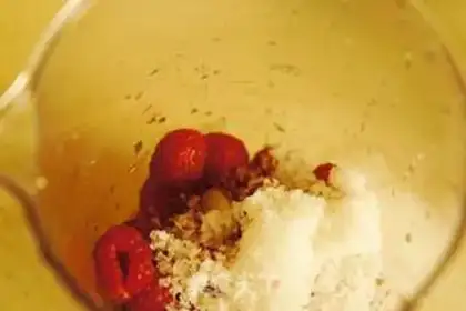 Make Berry juice step 3