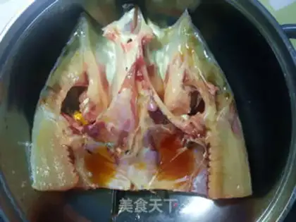 Make Hunan chopping fish head step 2