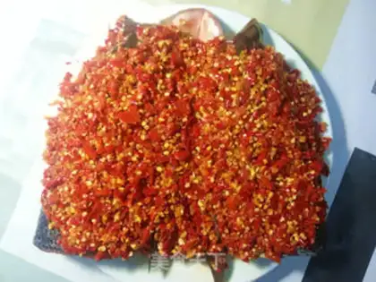 Make Hunan chopping fish head step 5