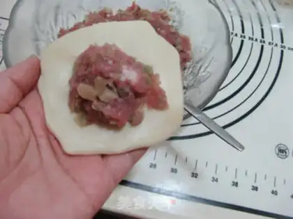 Make Squeeze the meat and moon cake step 19