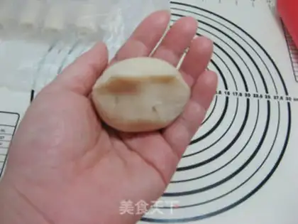Make Squeeze the meat and moon cake step 21