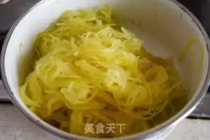 Make The melon fried carrots step 2