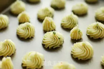 Make Onion cookies step 7