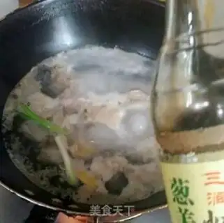Make Corn fung mushroom soup step 1