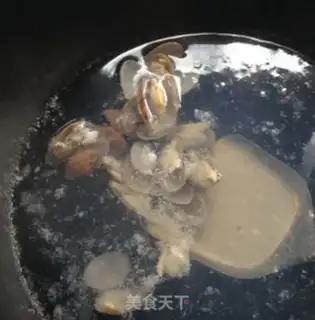 Make Cracking eggs step 2