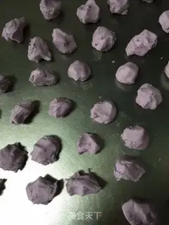 Make Potato grapes step 4